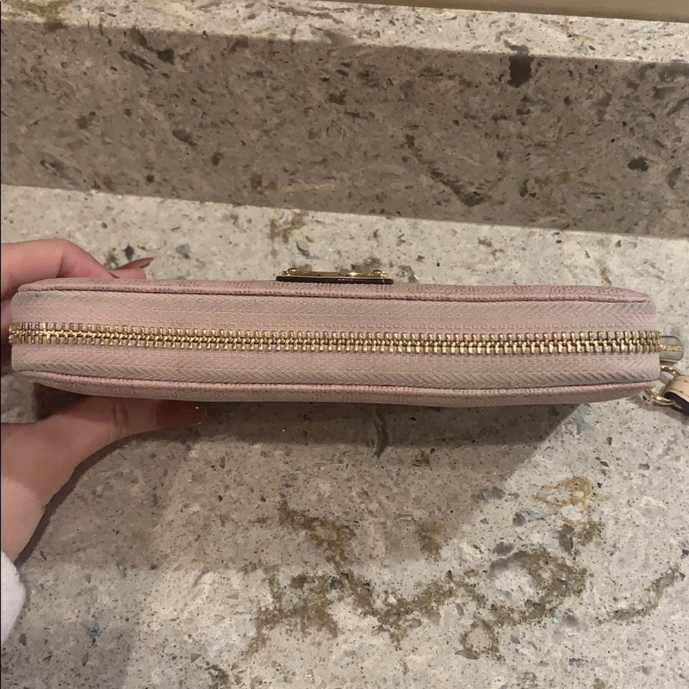 Michael Kors Wallet - Picture 3 of 5